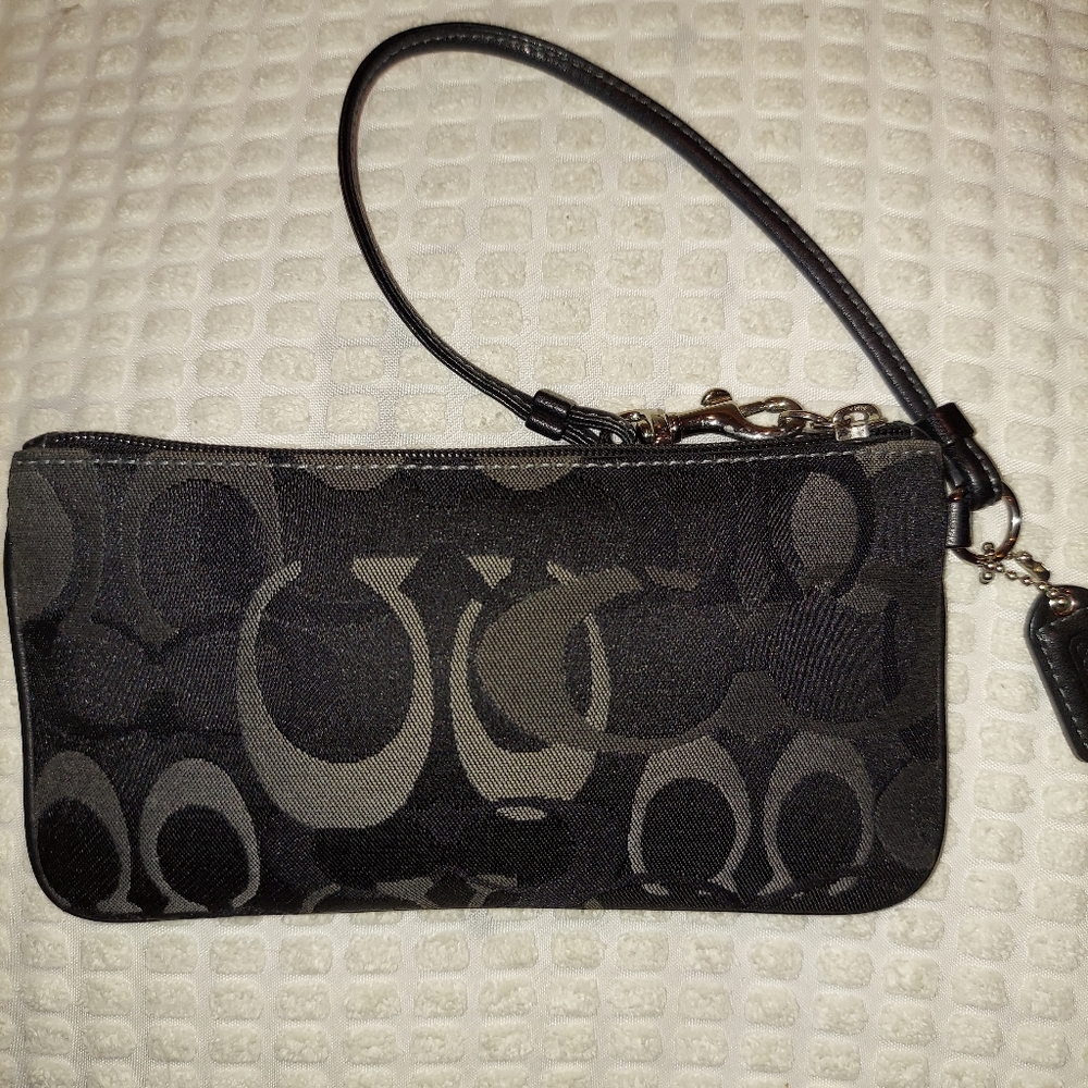 Coach Signature Black & Grey Large Wrislet - Picture 4 of 12